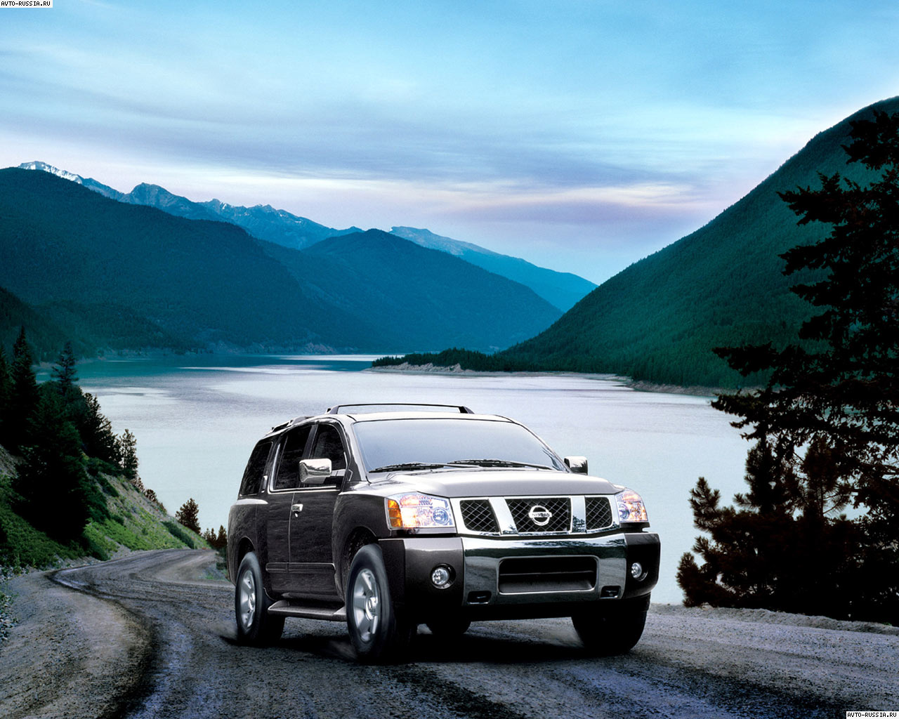 Фото 43 — Nissan Armada в военном оформлении