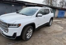 Photo of GMC Acadia в армейской графике